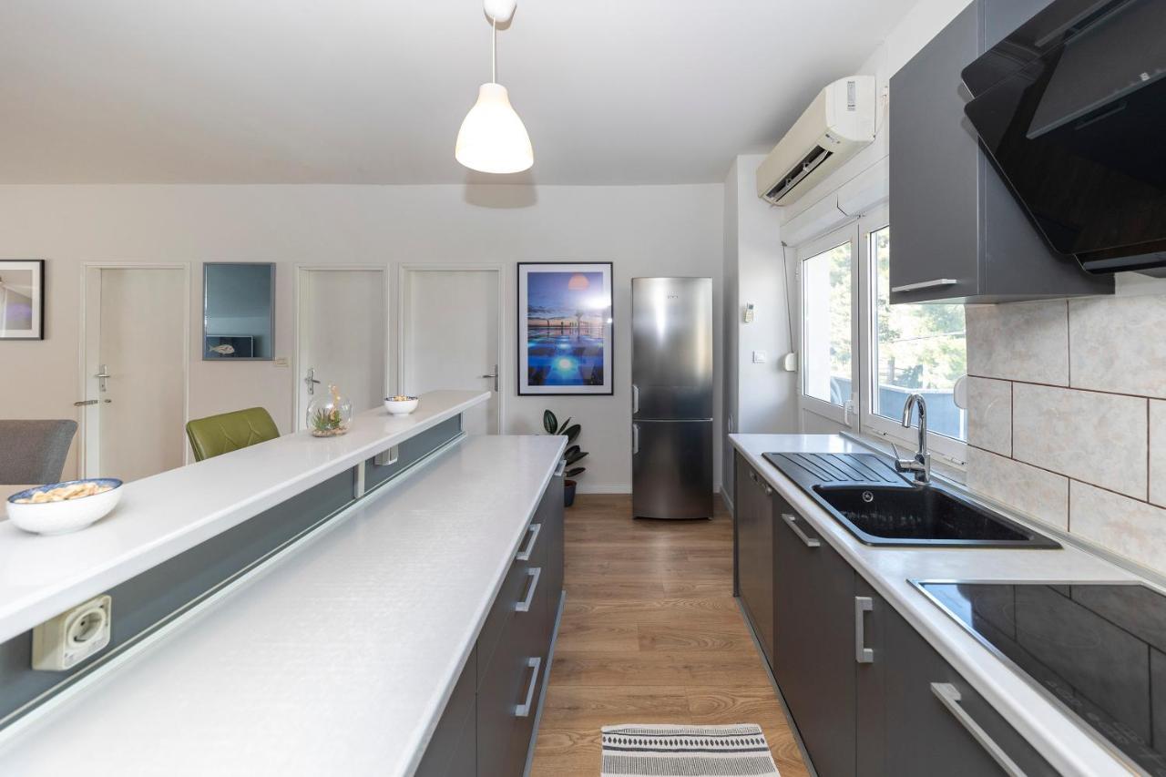 Sunset Apartment